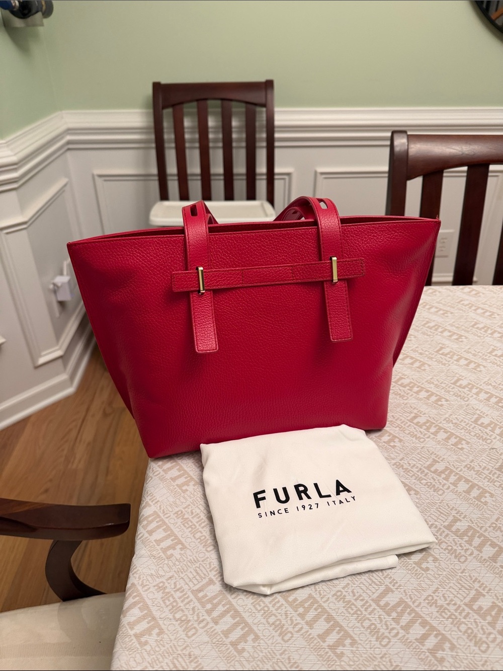 Furla Giove Leather tote❤️ - Picture 3 of 10